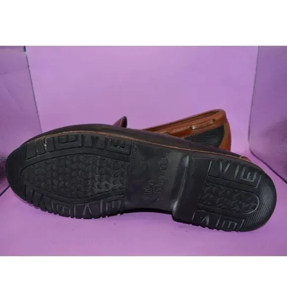 Allen Edmonds Nashua Two Toned Tasseled Leather Loafer - 10 D - Picture 5 of 5